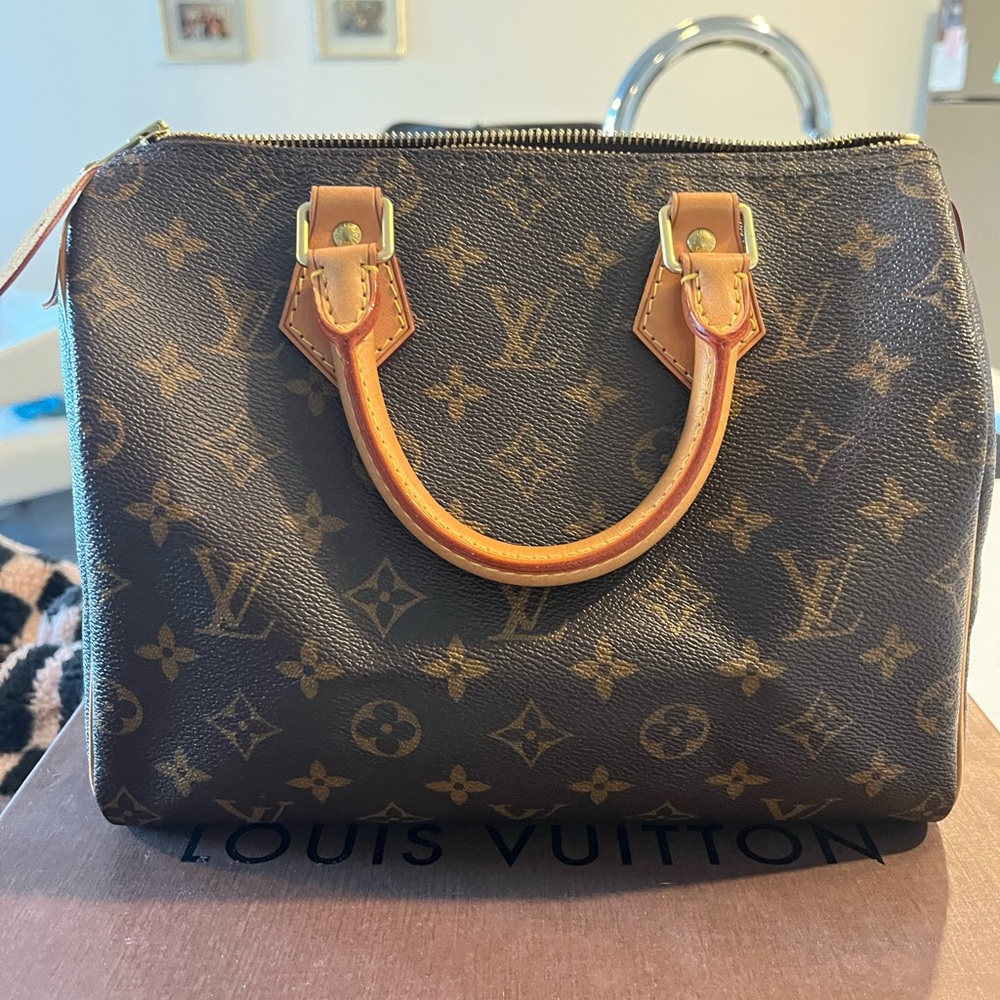 Louis Vuitton Speedy 25